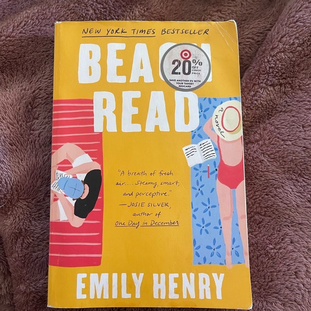 Beach read book ⛱️